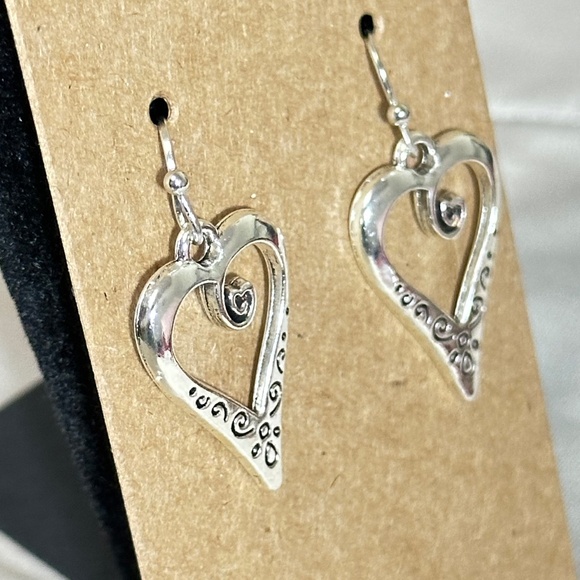 2/$20 Silver Tone Heart Hook Earrings Swirl Decorations Heart in Center NWOT - Picture 7 of 10